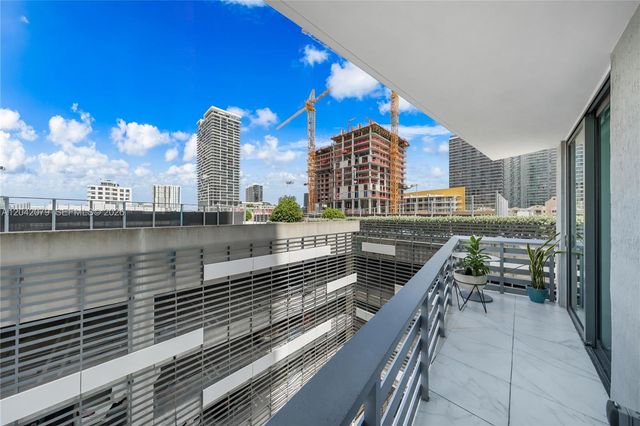 460 NE 28th St 701, Miami, FL 33137