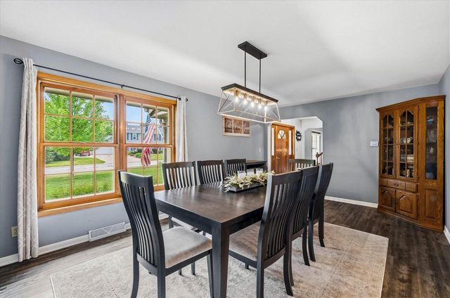 W171N10218 Wildrose LANE, Germantown, WI 53022
