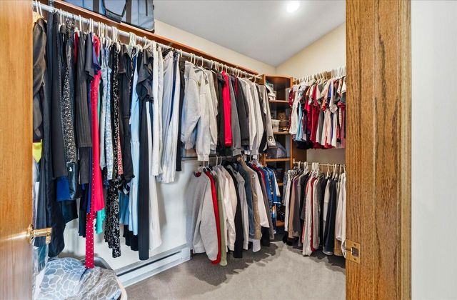 W171N10218 Wildrose LANE, Germantown, WI 53022
