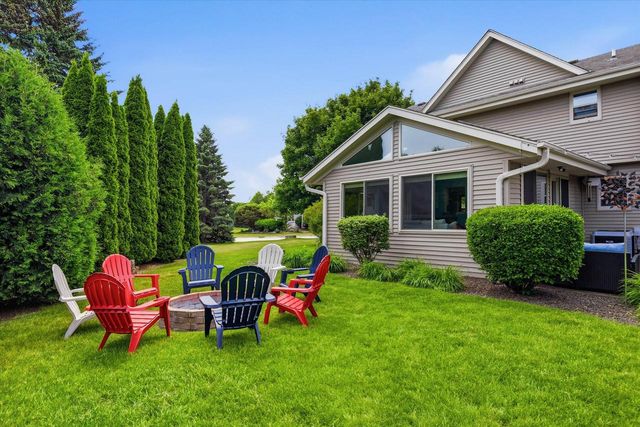 W171N10218 Wildrose LANE, Germantown, WI 53022