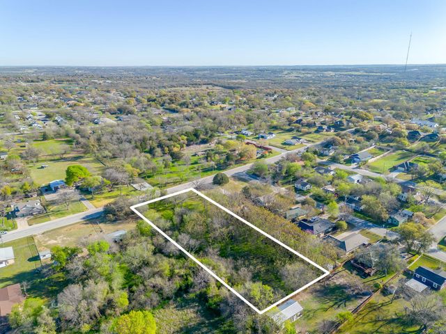418 E First Street, Weatherford, TX 76086