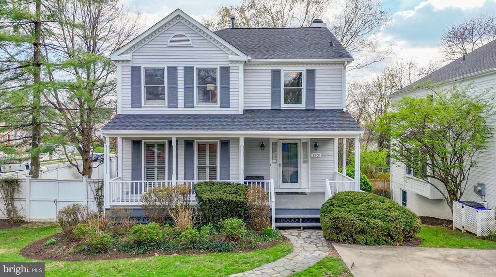 Image 46 of property listing at 2300 WARREN CT, Silver Spring, MD 20910