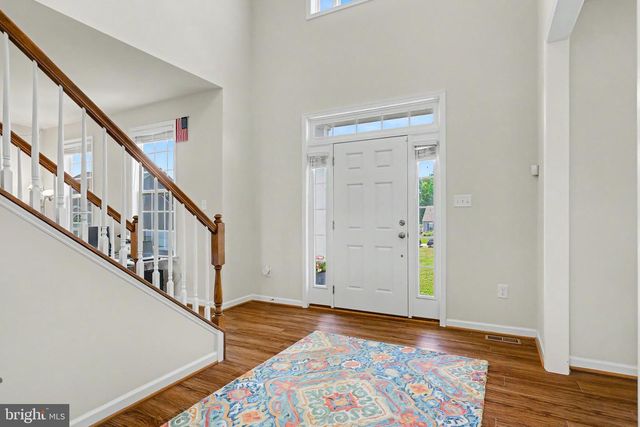 170 CHESTERFIELD DR, Falling Waters, WV 25419