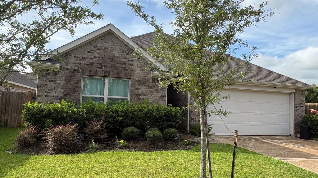1206 Portimao Court, Crosby, TX 77532