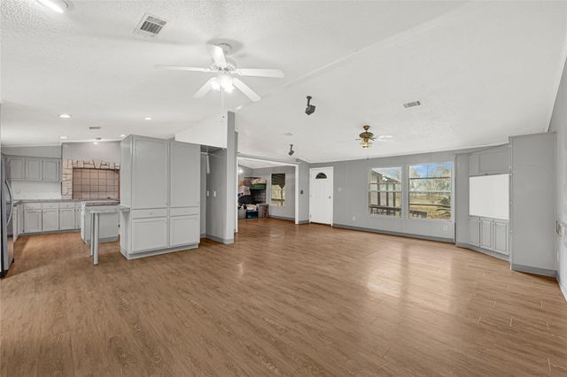 3725 Allen Road, Pearland, TX 77584