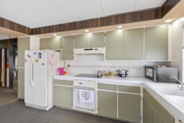 1022 E Evelyn Avenue, Sunnyvale, CA 94086