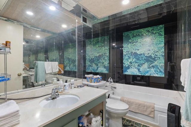 1022 E Evelyn Avenue, Sunnyvale, CA 94086