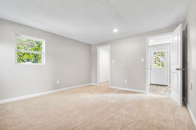 818 Mary Street, Villa Hills, KY 41017