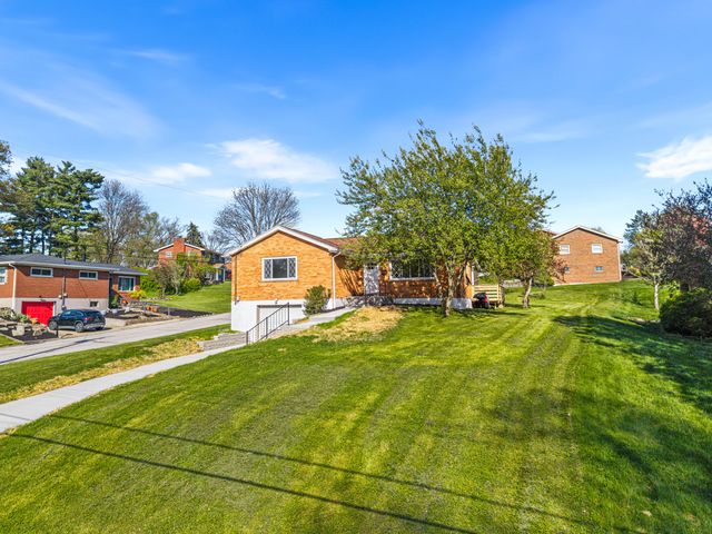 818 Mary Street, Villa Hills, KY 41017
