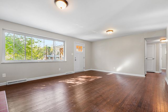 818 Mary Street, Villa Hills, KY 41017