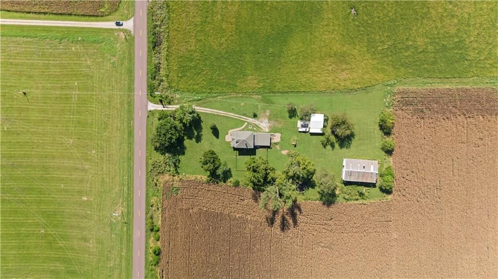 33859 167th Street, Leavenworth, KS 66048 — photo 2
