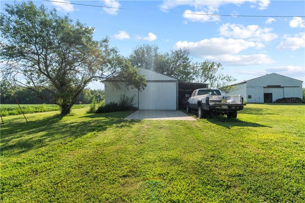 33859 167th Street, Leavenworth, KS 66048 — photo 3