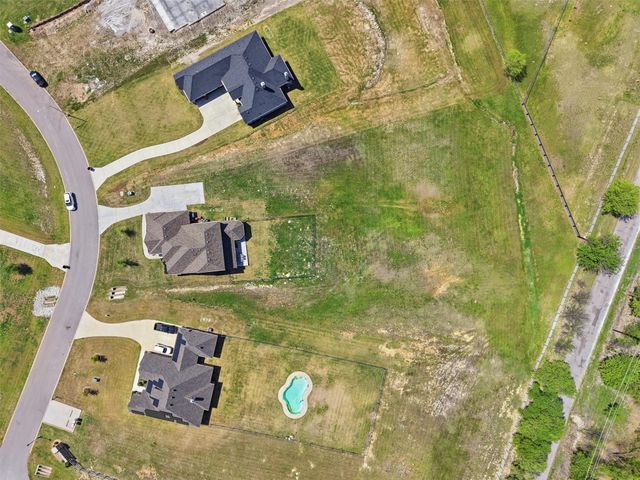 704 Cactus Creek Court, Godley, TX 76044