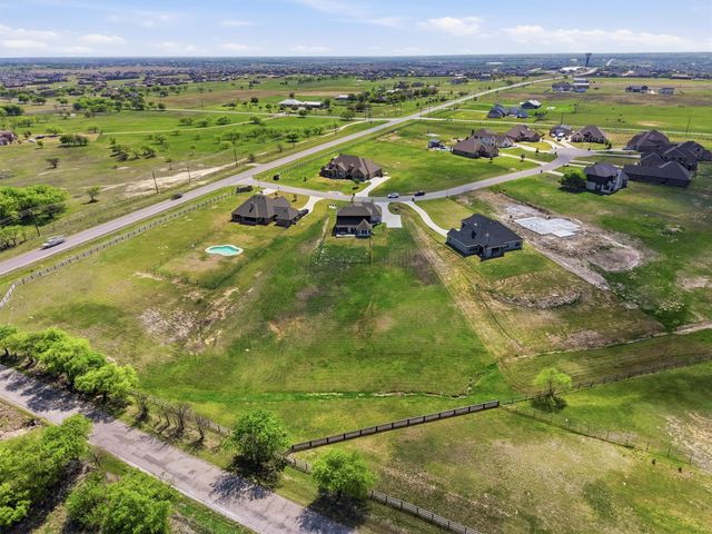 704 Cactus Creek Court, Godley, TX 76044