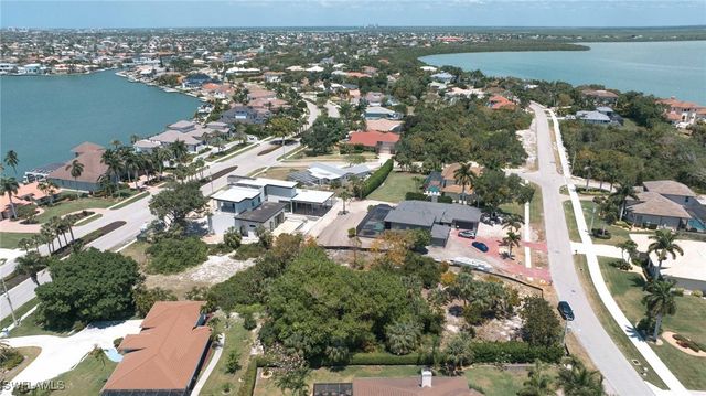 720 Inlet DR, Marco Island, FL 34145