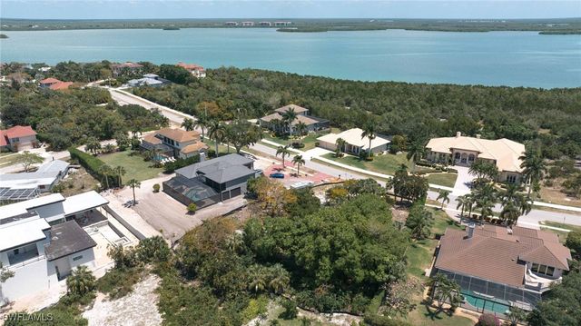 720 Inlet DR, Marco Island, FL 34145