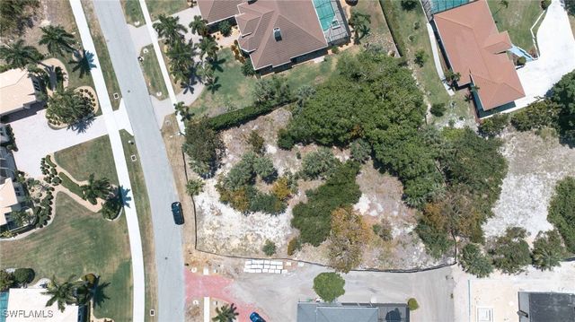 720 Inlet DR, Marco Island, FL 34145