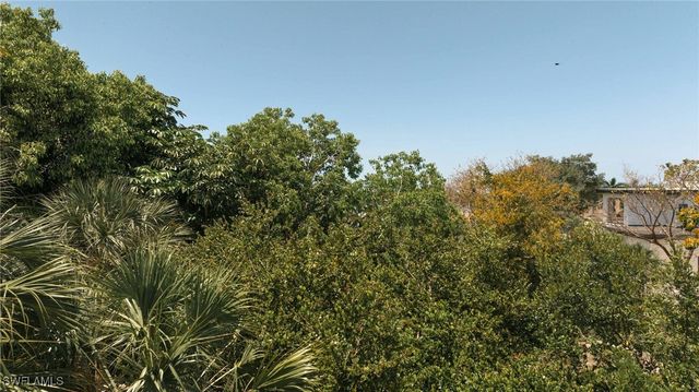 720 Inlet DR, Marco Island, FL 34145