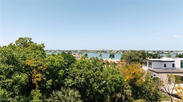 720 Inlet DR, Marco Island, FL 34145