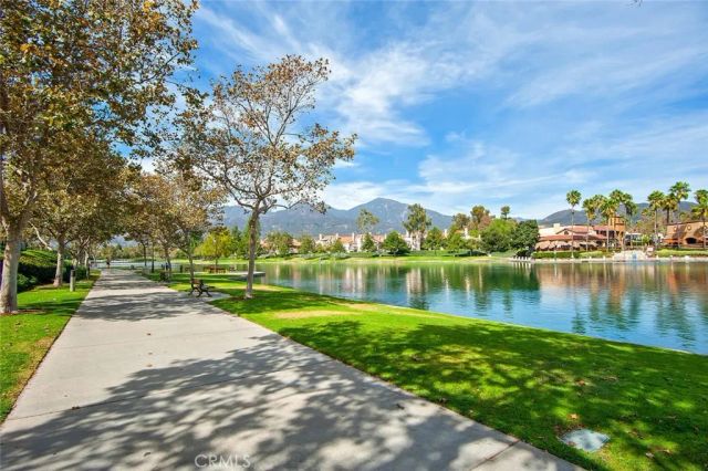 8 Via Anadeja, Rancho Santa Margarita, CA 92688