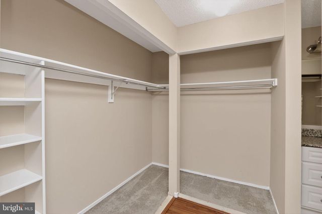 1502 SUMMERCHASE CT, Reston, VA 20194