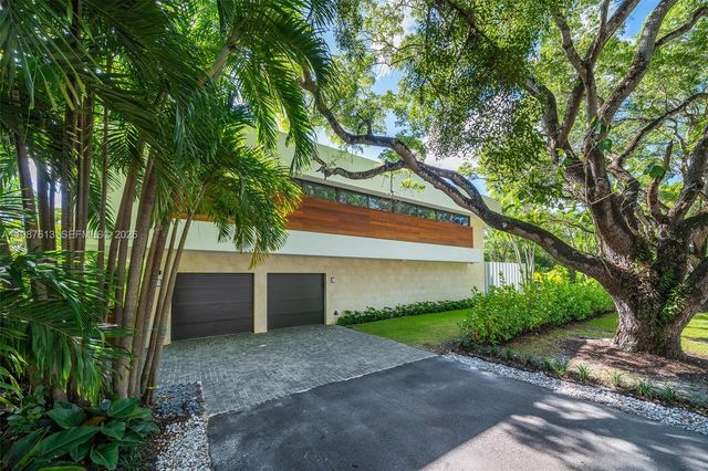 4041 S Le Jeune Rd, Miami, FL 33146