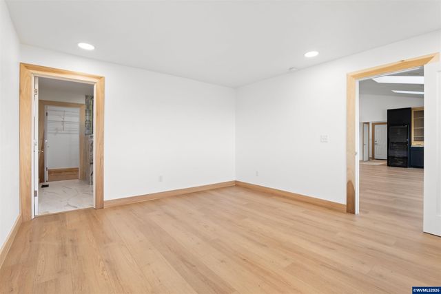 383 Ridgecrest Dr, Roseburg, OR 97471