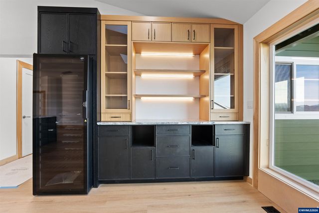 383 Ridgecrest Dr, Roseburg, OR 97471