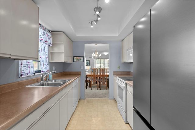 1601 43RD STREET N 220, St Petersburg, FL 33713