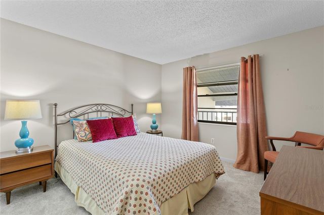 1601 43RD STREET N 220, St Petersburg, FL 33713