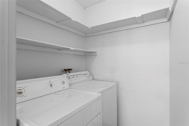 1601 43RD STREET N 220, St Petersburg, FL 33713