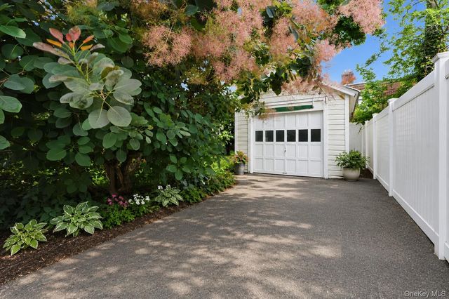 180 Primrose Road, Williston Park, NY 11596