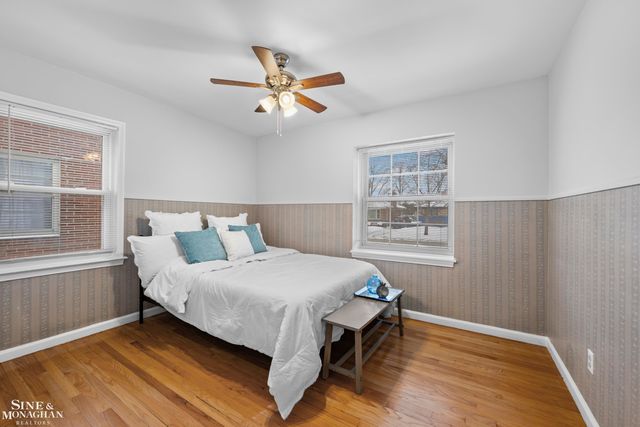 19265 Tyrone Street, Harper Woods, MI 48225