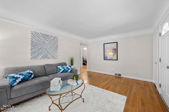 19265 Tyrone Street, Harper Woods, MI 48225