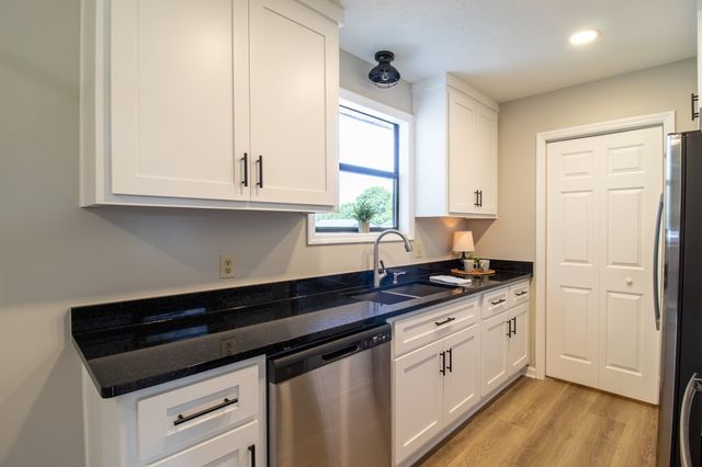 1656 Winding Way Cir, Gallatin, TN 37066