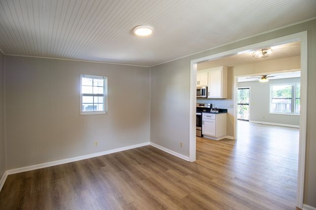 1656 Winding Way Cir, Gallatin, TN 37066