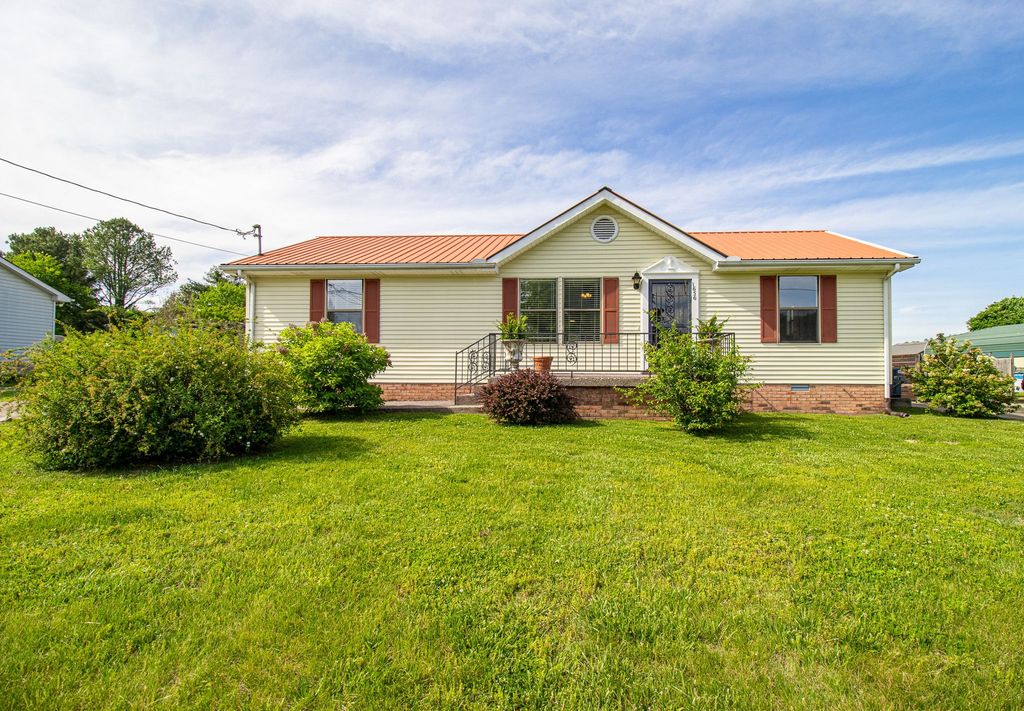 1656 Winding Way Cir, Gallatin, TN 37066