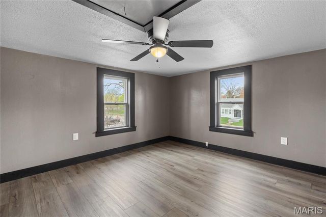 515 N Edwardsville Street, Staunton, IL 62088