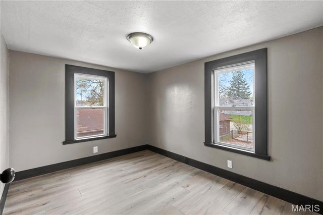 515 N Edwardsville Street, Staunton, IL 62088