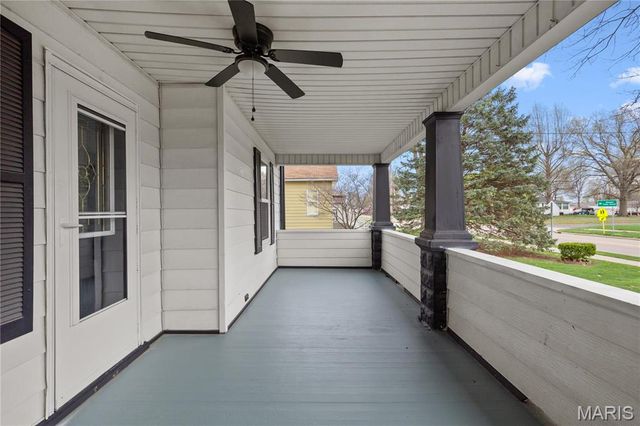 515 N Edwardsville Street, Staunton, IL 62088