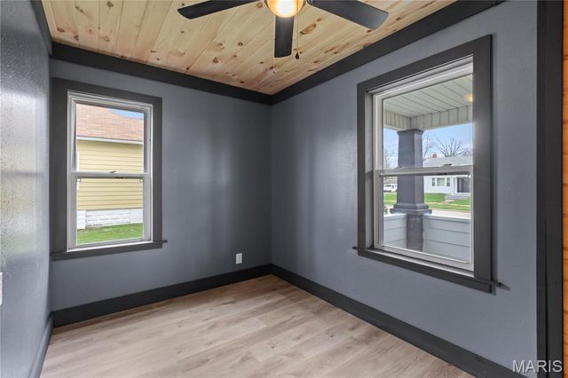 515 N Edwardsville Street, Staunton, IL 62088