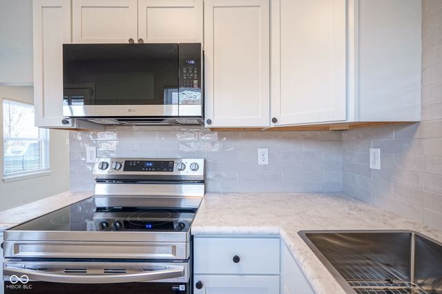 4811 Stratford Avenue, Indianapolis, IN 46201