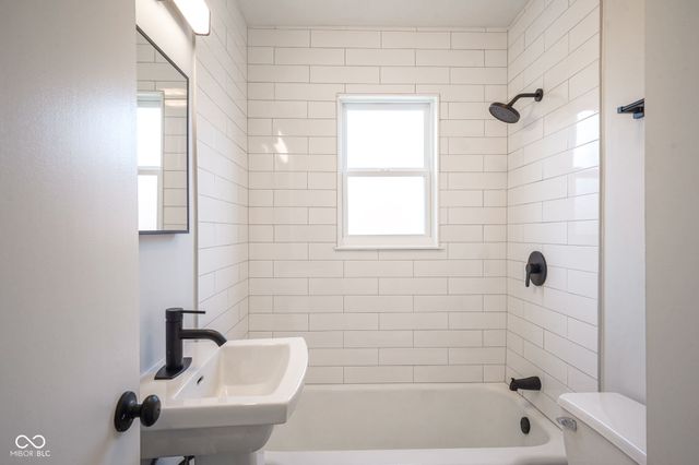 4811 Stratford Avenue, Indianapolis, IN 46201