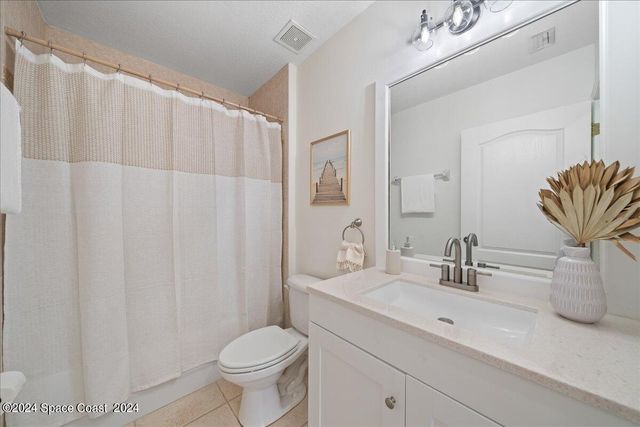 601 N Miramar Avenue 303, Indialantic, FL 32903
