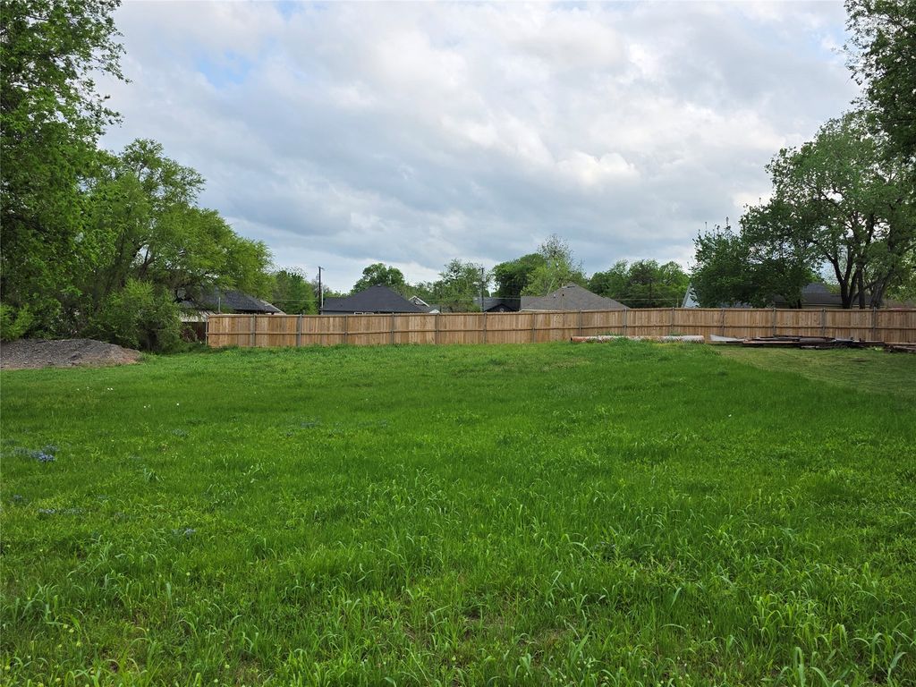 3815 Pace Street, Greenville, TX 75401