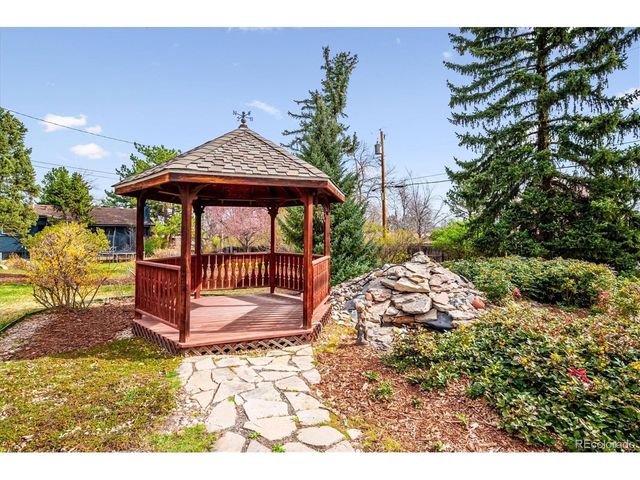 14075 Crabapple Rd, Golden, CO 80401