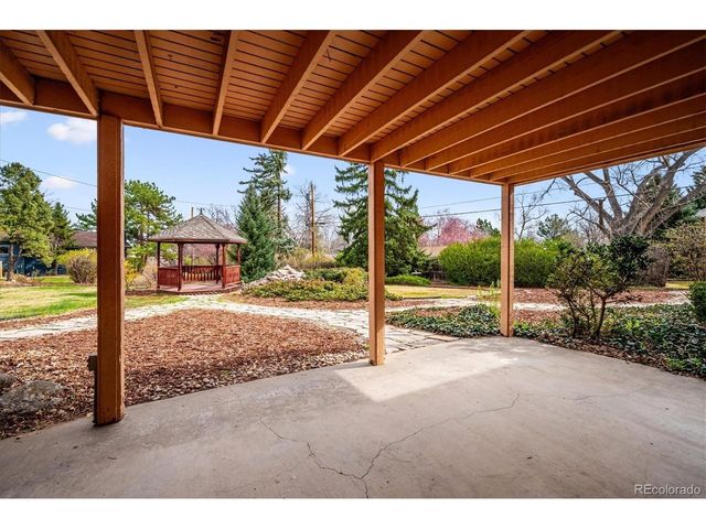 14075 Crabapple Rd, Golden, CO 80401