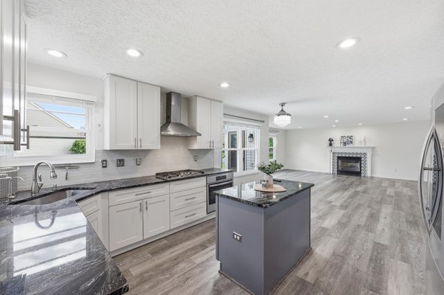 1158 Briarshore Way, Lewis Center, OH 43035