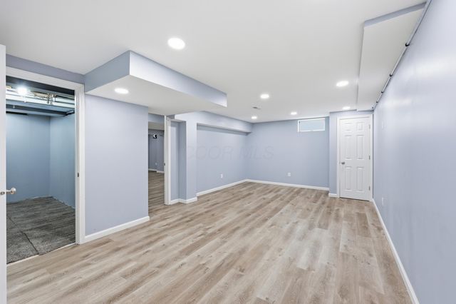 1158 Briarshore Way, Lewis Center, OH 43035