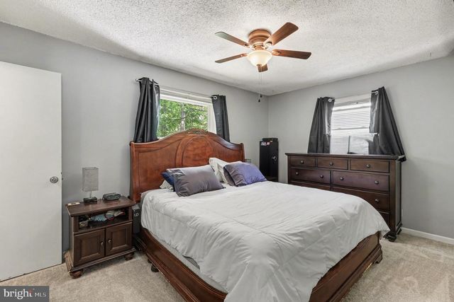 2008 WAVE DR, Stafford, VA 22554